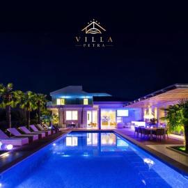 Villa Petra, Luxury Villa & Private Yacht Experience near Zrće Beach, Pag, hotel in Novalja