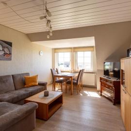 Hus-Pellworm-2-Ferienwohnung-Meereswelle
