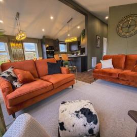 Honeysuckle Lodge
