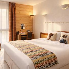 Logis Hôtel & Restaurant des Lacs, hotel v destinácii Celles-sur-Plaine