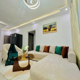 Appartement 2 chambres avec Balcon Wi-Fi Gardien à Cocody Riviera Golf, Abidjan, hotel v destinácii Abidjan