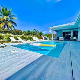 Villa Pink avec piscine privée 3 chambres proche plages et marina Saint-François