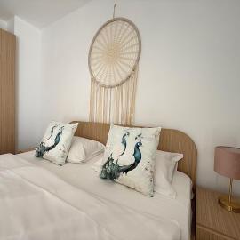 Fly Airport Residences & Therme-SELF CHECK-IN, hotel en Otopeni