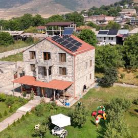 Zartonq, hotel in Tatʼev