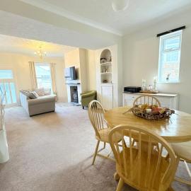Beach Walk Cottage
