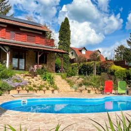 Villa Limhamn - Őrbottyán, hotel v destinaci Őrbottyán