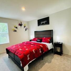 Indy 1 Private Bedroom in House Plainfield Near Airport