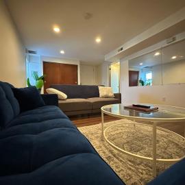 Convenient 1 BR Apartment with Private Basement Entrance - 5 min to Green Line T Station & Newton Wellesley Hospital at Newton Boston