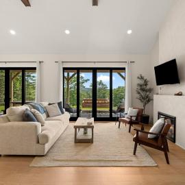 Villa Acadia with Mountain Views
