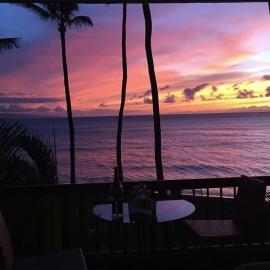 Oceanfront with Private Beach! Hale Mahina Beach Resort A206, hotel in Lahaina