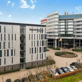 Residence Inn by Marriott Amsterdam Schiphol Airport, хотел в Бадхуведорп