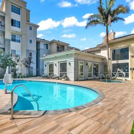 Spacious Loft Apartment 3B 2B in Marina Del Rey