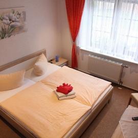 Pension & Gasthof Storchennest, hotel in Groß Quassow
