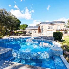Villa la cantera, hotel in Guadarrama