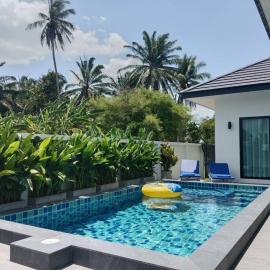 Niramit Pool Villa, hotel in Ban Chong Phli