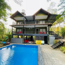 Stillora Hotel And Resorts, hotel in Sultan Bathery
