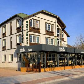 Pensiune Montana, hotel in Curtea de Argeş