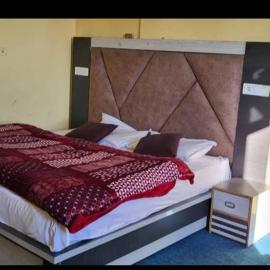 Lekhwar, hotel a Chamba