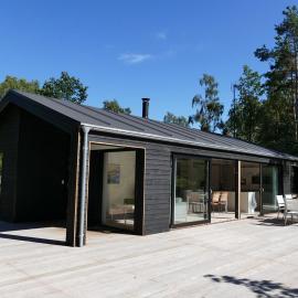 New luxury summerhouse near forest and beach, hotel i Frederiksværk