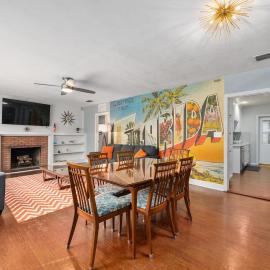 Midcentury Marvel pool home near University of Florida