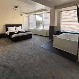 Central Apartments Jacuzzi, hotel a Târgu Jiu