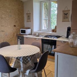 Petit Gîte à la campagne, hotel a Brains-sur-Gée
