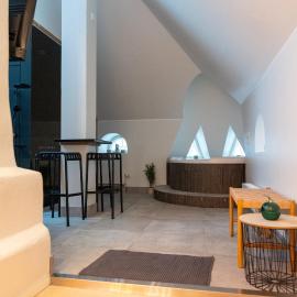 Glorious penthouse with private sauna and jacuzzi