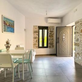 A&A Village Stone House 1, Hotel in Akoumia