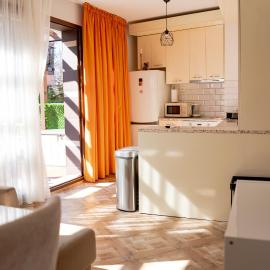 Quiet Garden Retreat, Private Patio Free Parking