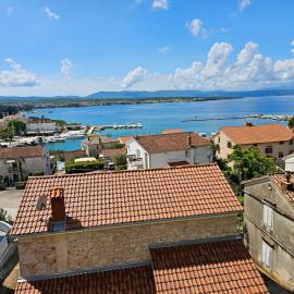 Gordana's place with a sea view