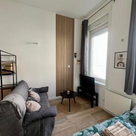 Studio tout confort - proche Lille - Gare d'Armentières à 5min, hotel a Armentières