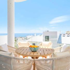 Luxury Apartment Higueron