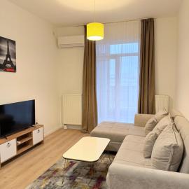 Beautiful 2-Bedroom Apartment with Comfort & Pool