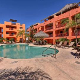 Charming Colorful Condo Near Pool - Pueblos D-101