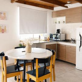 Ana rent Ballester departamentos modernos luminosos, equipados para una hermosa estadia, hotel in Villa Ballester
