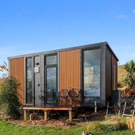 Bacardi Heights Waikaia by Tiny Away, hotel in Waikaia