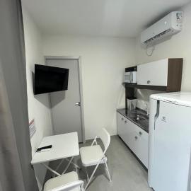 Flat Container 3 Km do Centro de Brusque para até 4 pessoas: Brusque'de bir otel