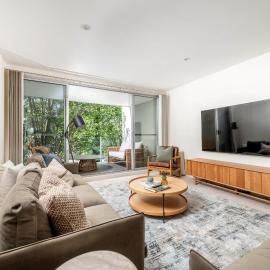Forrest Executive Apartment Parliament & Manuka Nearby, hotel in Griffith