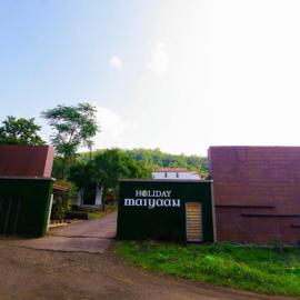 Holiday maiyaan,Dhamni,Karjat, hotel a Dhamni
