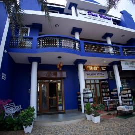 Dona Helena Holiday Home benaulim beach، فندق في مادغاون