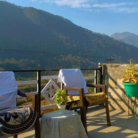 Dev Niwas, Hotel in Nākuri