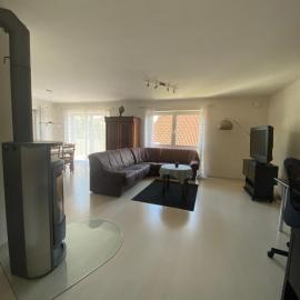 Quiet 2 room Apt balcony Desk 15 Min to Ramstein