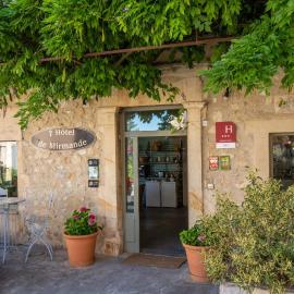 Hôtel de Mirmande, viešbutis mieste Mirmande