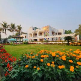 Lukochurri, Hotel in Shānti Niketan