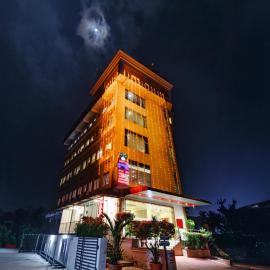 Hotel Lals Residency, Adoor, מלון בAdūr