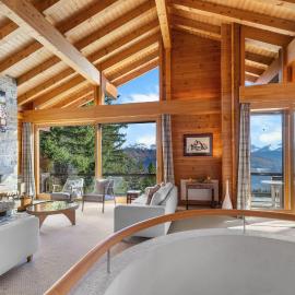 Chalet la Frenaie a Anzere avec vue sur les Alpes, hotel din Anzère