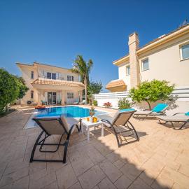Palm Villa Eva
