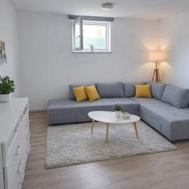 SPRING and SUMMER cosy family apartment near Ljubljana & parking