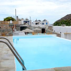 Stone Apartments Kythnos，Kanala的飯店