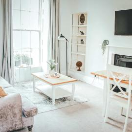 BRAND NEW LISTING Beautiful 2 bedroom apartment, hotel u Bathu